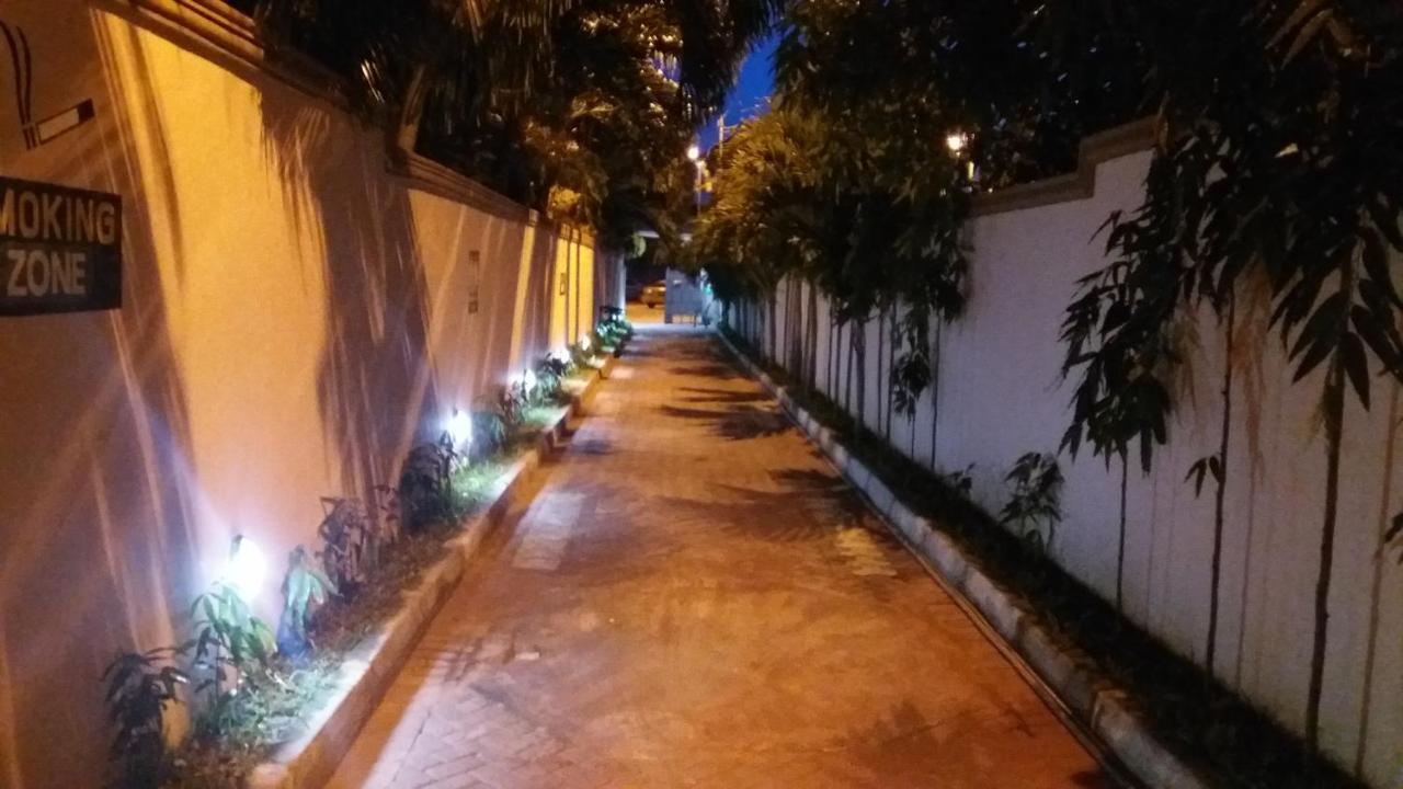 Ayodya Suites Nyali Nyali Beach Buitenkant foto